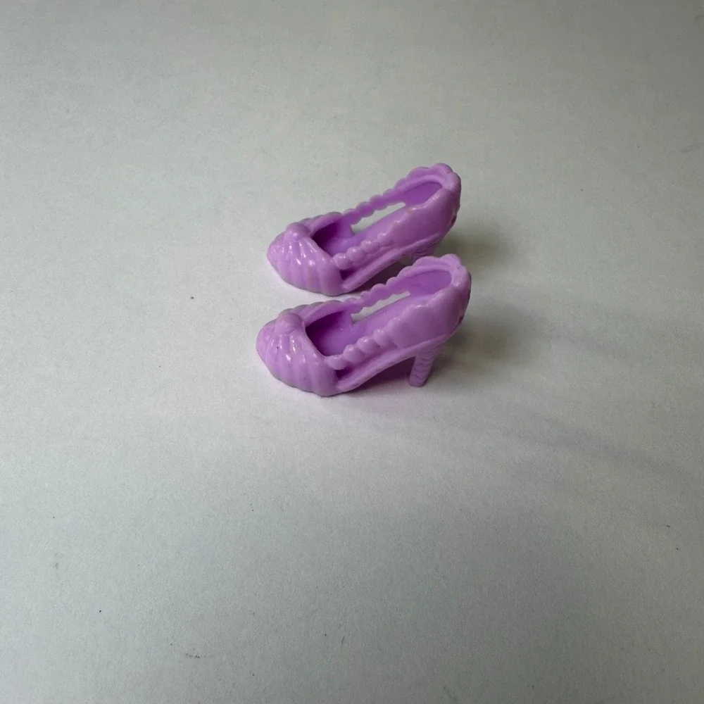 Disney Princess‎ Royal Radiance Doll Replacement Shoes Purple Heels Accessory
